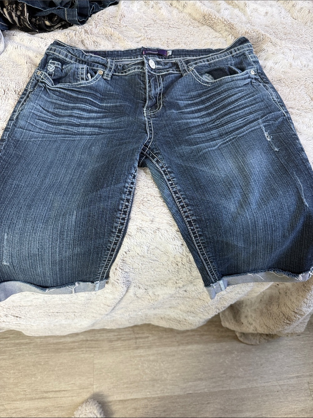 Vigoss Dark Blue Denim Capris 15